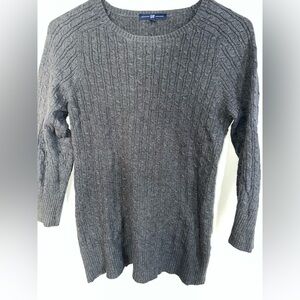 Gap Dark Gray Cable Sweater 3/4 length sleeves size M
